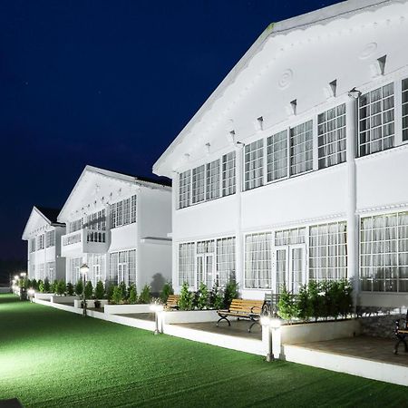 Treebo Skydale Inn & Suites With Mountain View Ooty Exterior photo